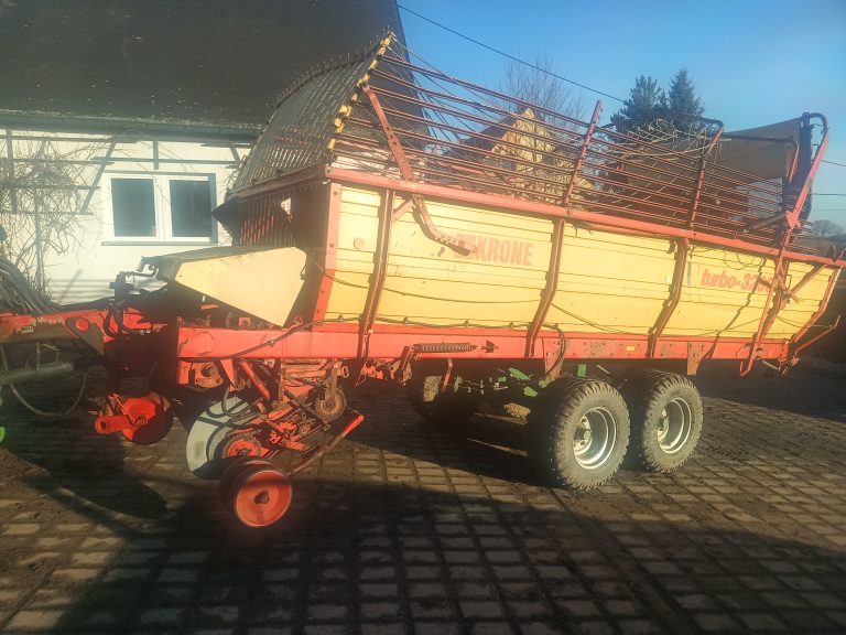 Krone Ladewagen der KEZ